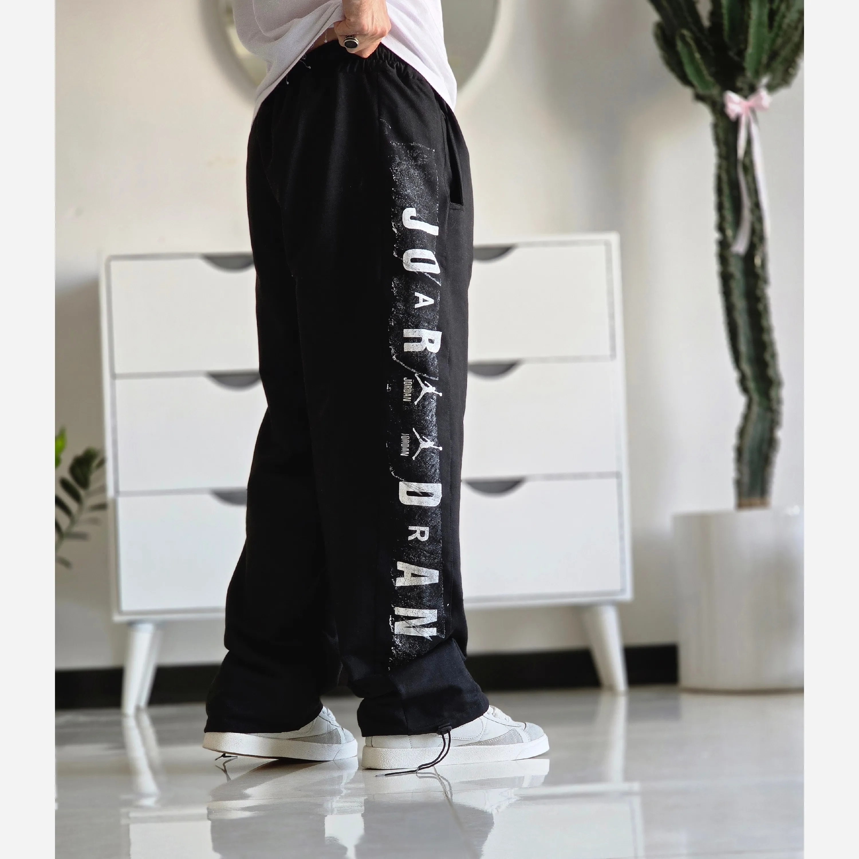شلوار اسلش بگ جردن دمپا گت دار رنگ مشکی پارچه گلکسی اسپان سایز XXL XXXL